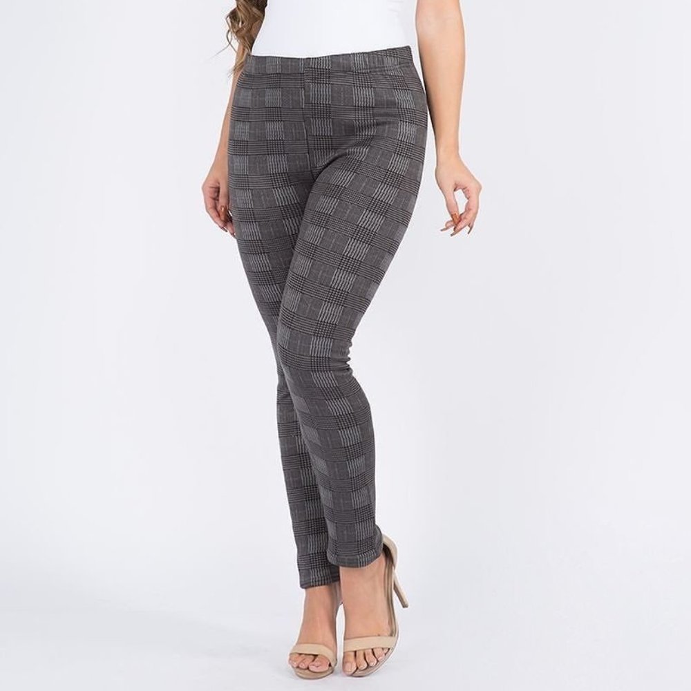 NWT-Women’s Pull-on Fleece Lined Check Leggings